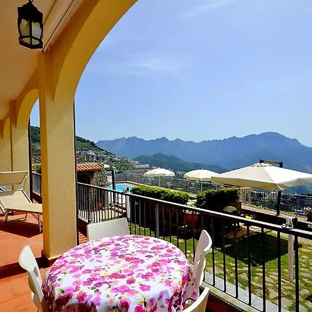 Sleeps 4 Pool Wifi Appartement Scala