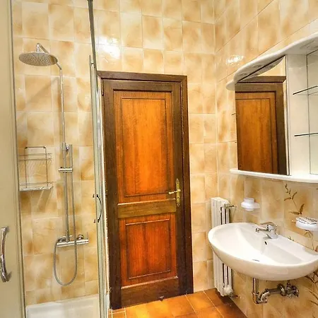 Sleeps 4 Pool Wifi Appartement