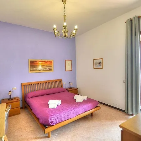 Appartement Sleeps 4 Pool Wifi