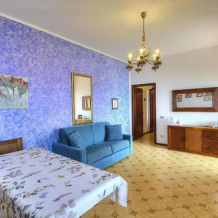 Sleeps 4 Pool Wifi Appartement Scala