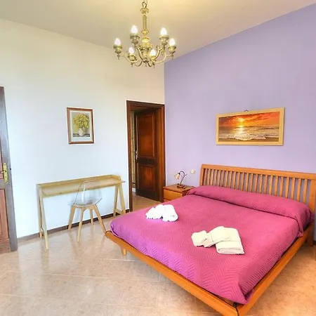 Sleeps 4 Pool Wifi Appartement *