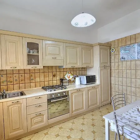Sleeps 4 Pool Wifi Appartement *