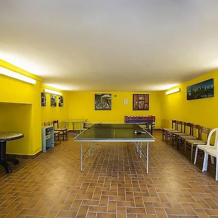 Sleeps 4 Pool Wifi Appartement Scala
